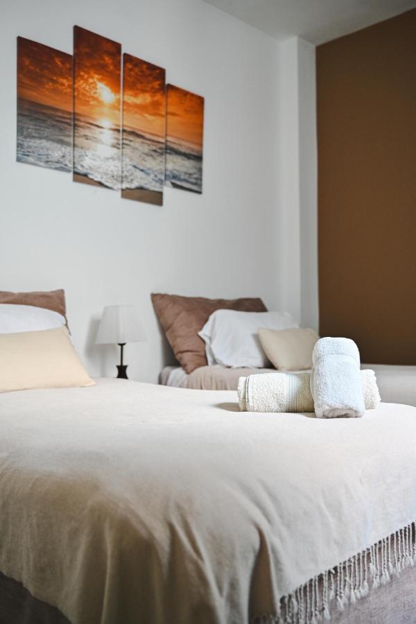 Anici Crt Penthouse 4 - With Private Rooftop Pool Виктория Экстерьер фото
