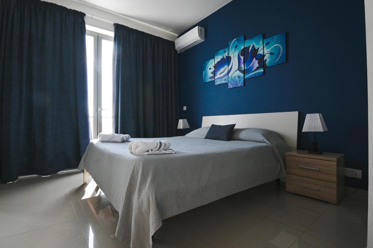 Anici Crt Penthouse 4 - With Private Rooftop Pool Виктория Экстерьер фото
