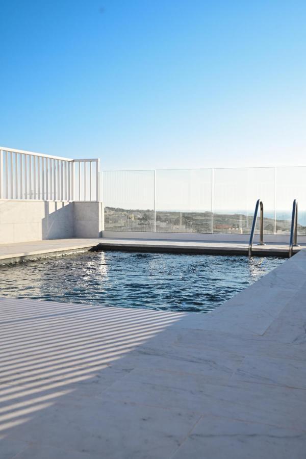 Anici Crt Penthouse 4 - With Private Rooftop Pool Виктория Экстерьер фото