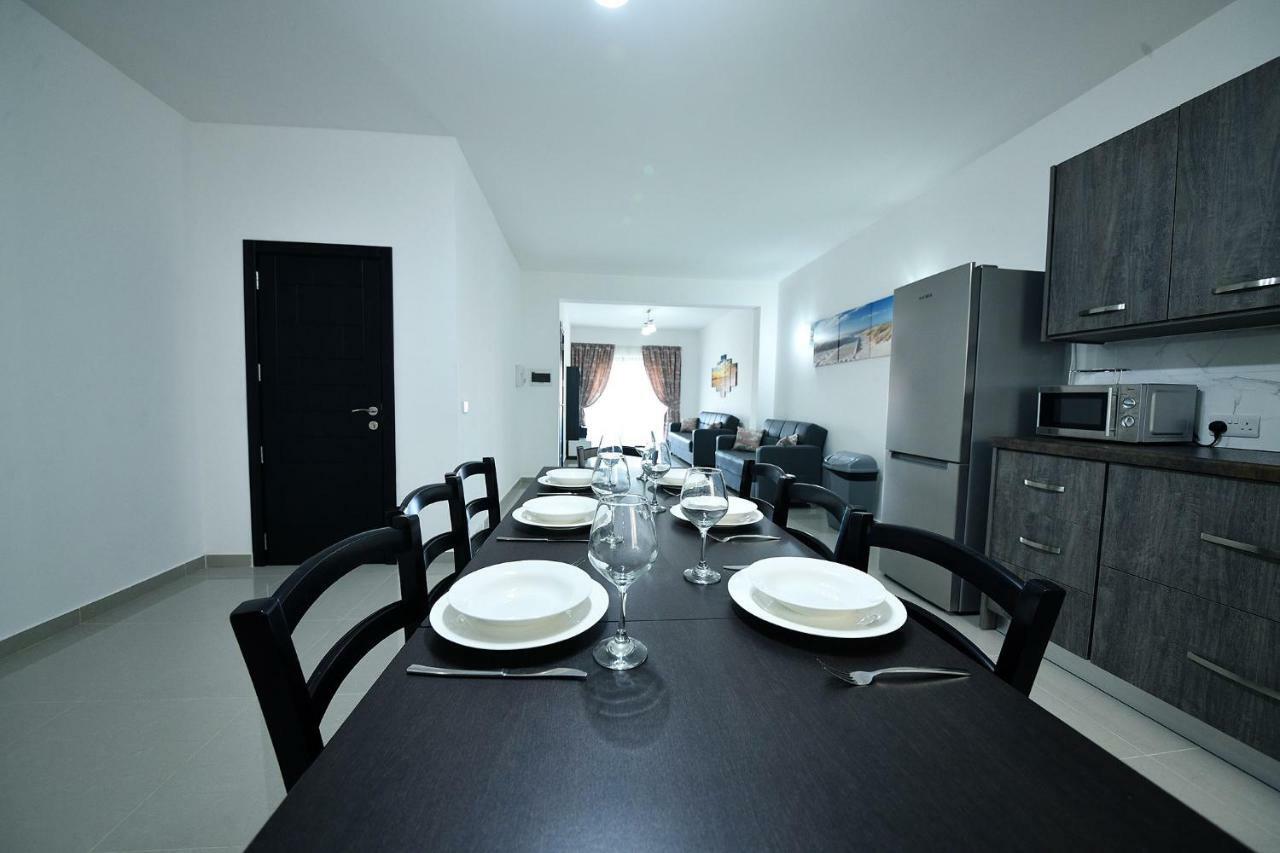 Anici Crt Penthouse 4 - With Private Rooftop Pool Виктория Экстерьер фото