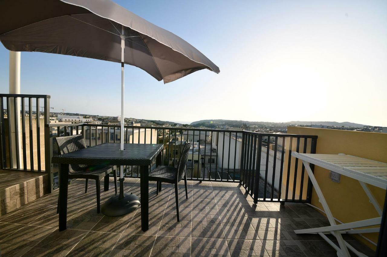 Anici Crt Penthouse 4 - With Private Rooftop Pool Виктория Экстерьер фото